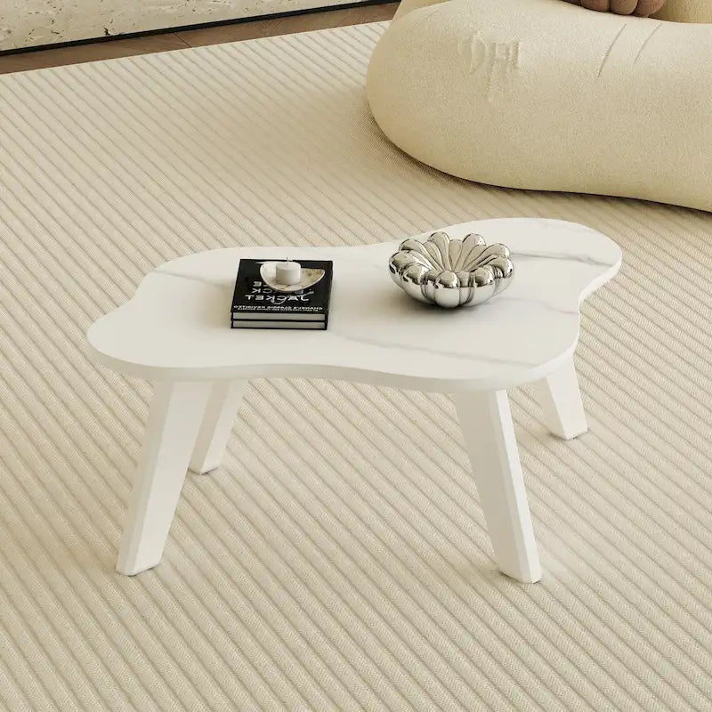 Table basse blanche moderne en forme de nuage