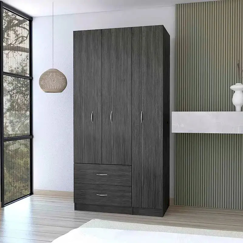 Armoire moderne à trois portes