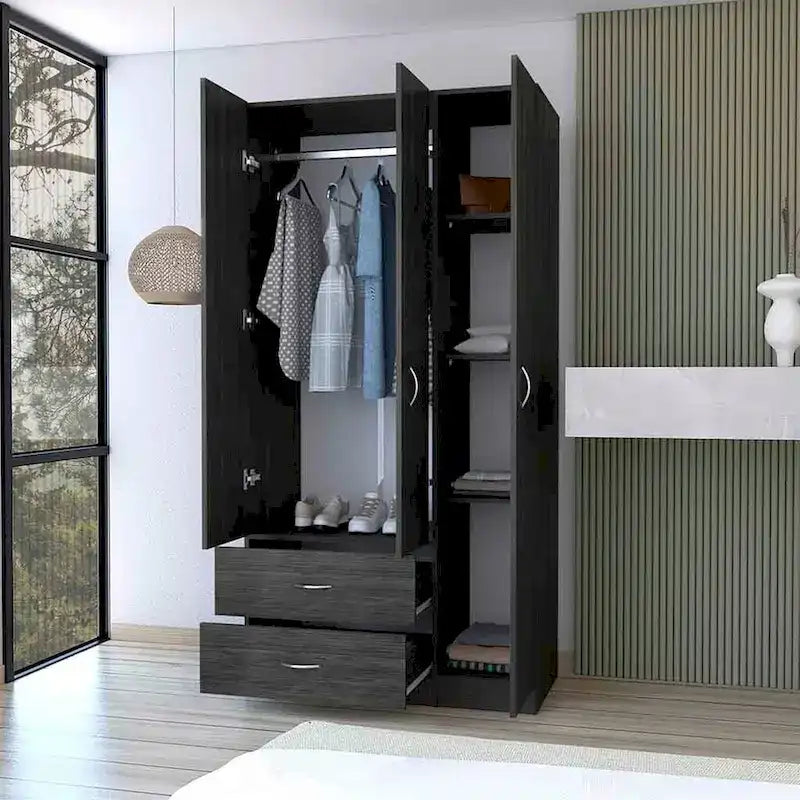Armoire moderne à trois portes