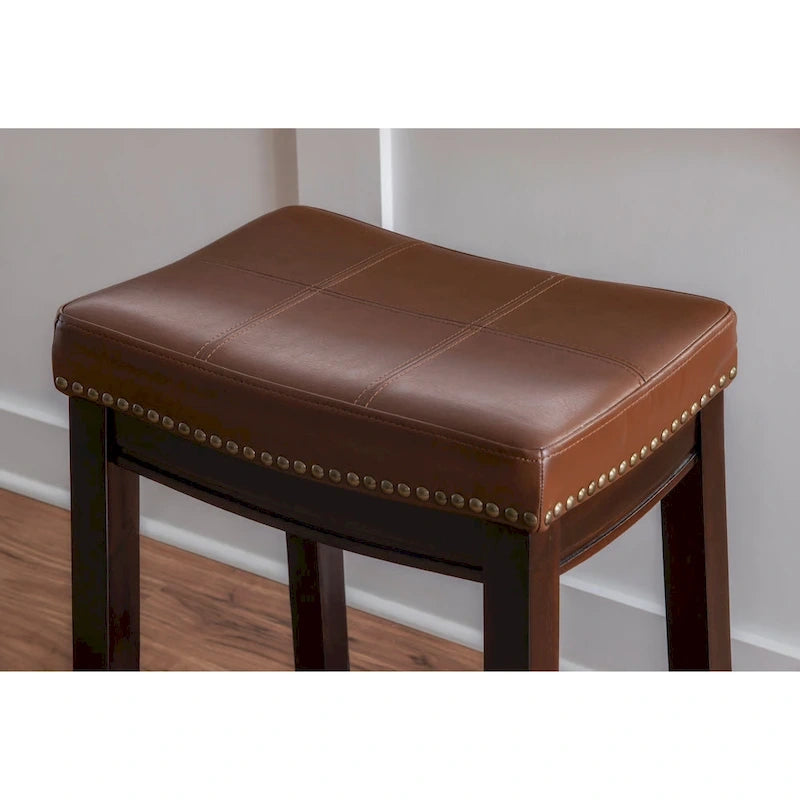 Tabourets de bar en similicuir couleur cognac