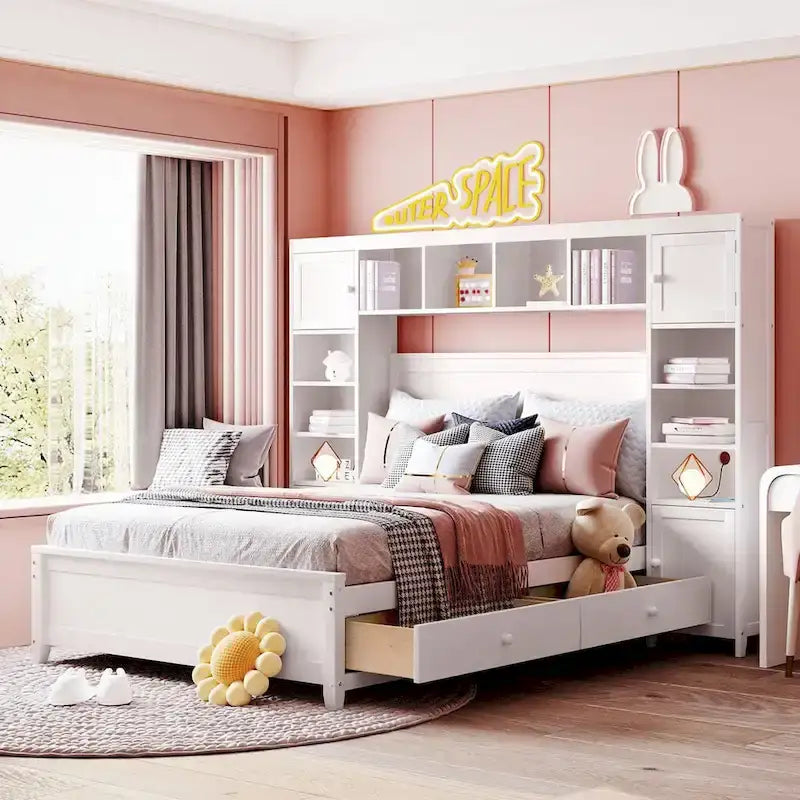 Lit en bois pleine grandeur