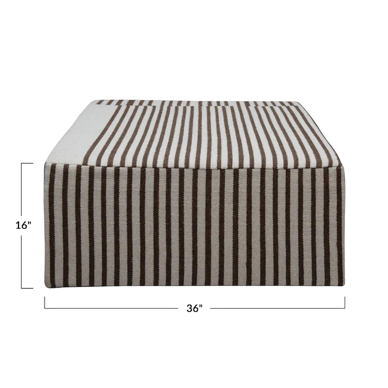 Table basse et tabouret rembourrés