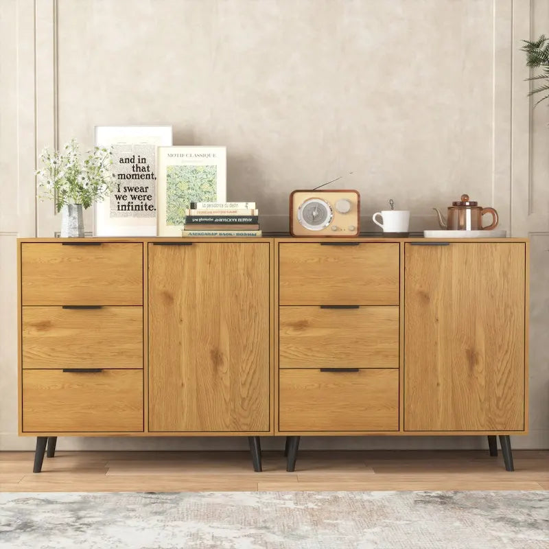 Armoire de style médiéval