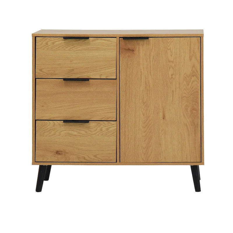 Armoire de style médiéval