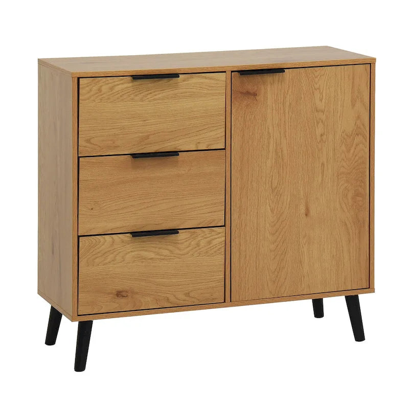 Armoire de style médiéval