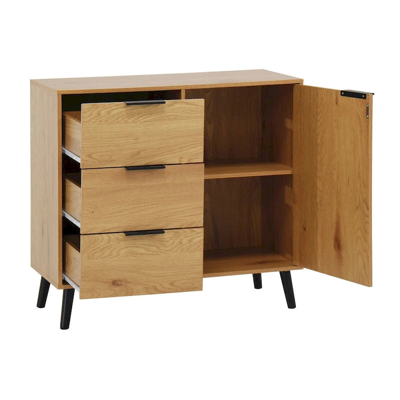 Armoire de style médiéval