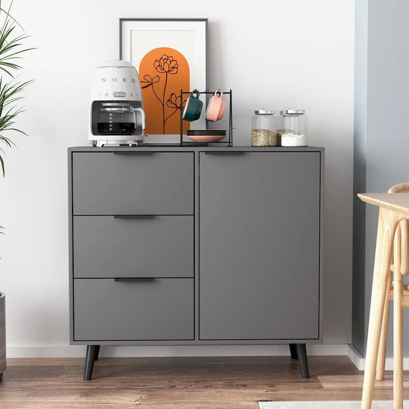 Armoire de style médiéval